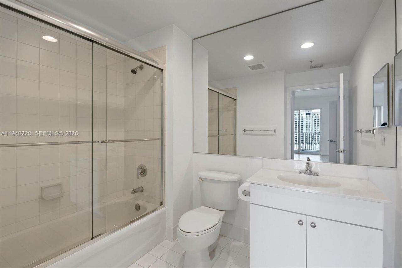 10 Aragon Ave, Unit 1110, Coral Gables, FL 33134 Photo