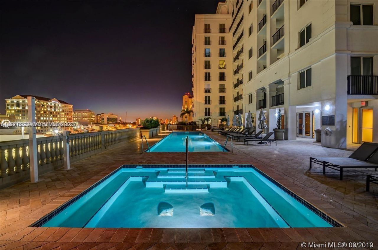 10 Aragon Ave, Unit 1110, Coral Gables, FL 33134 Photo