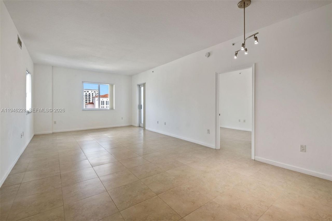 10 Aragon Ave, Unit 1110, Coral Gables, FL 33134 Photo