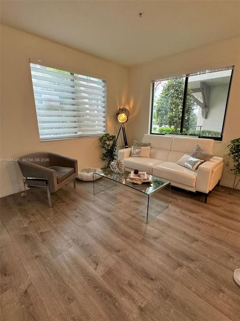 4740 NW 84th Ct, Unit 11, Doral, FL 33166 Photo