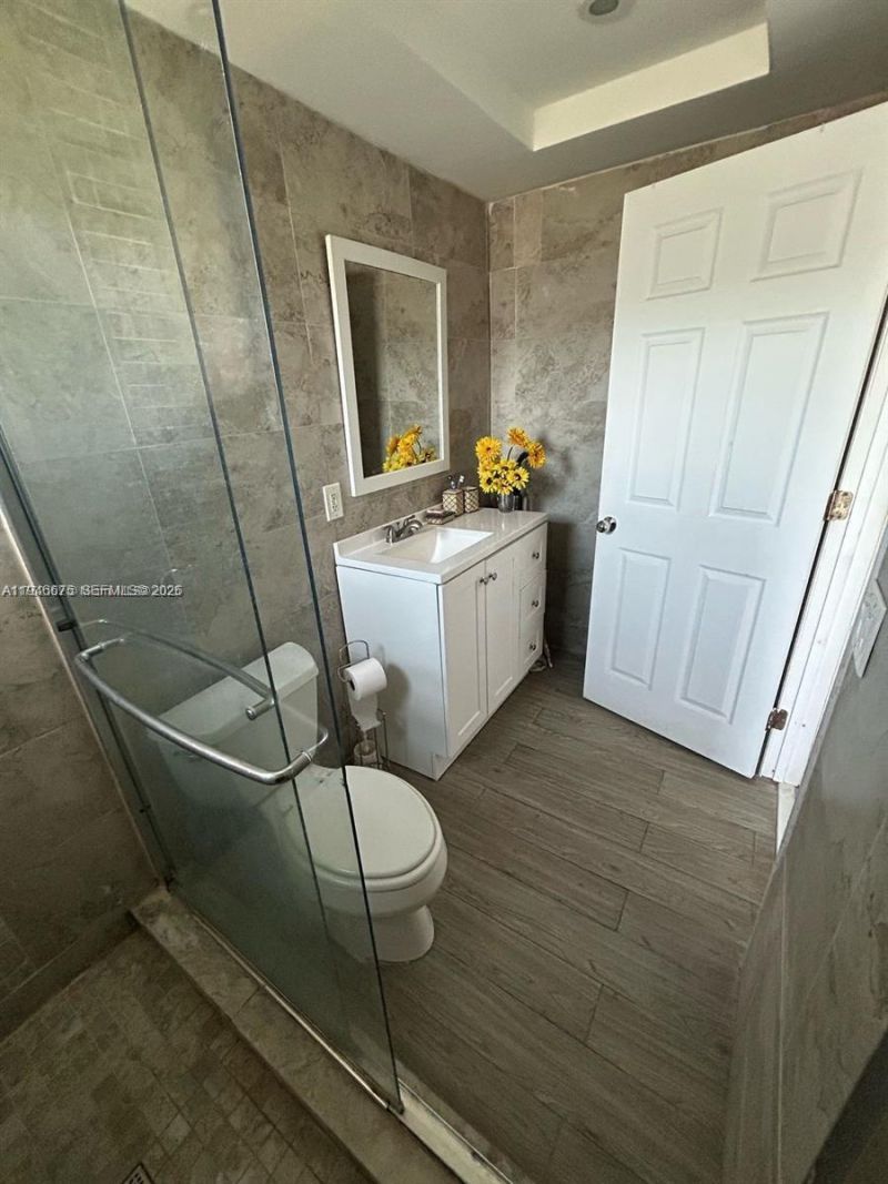 16900 NE 14th Ave , Unit 209, Miami, FL 33162 Photo