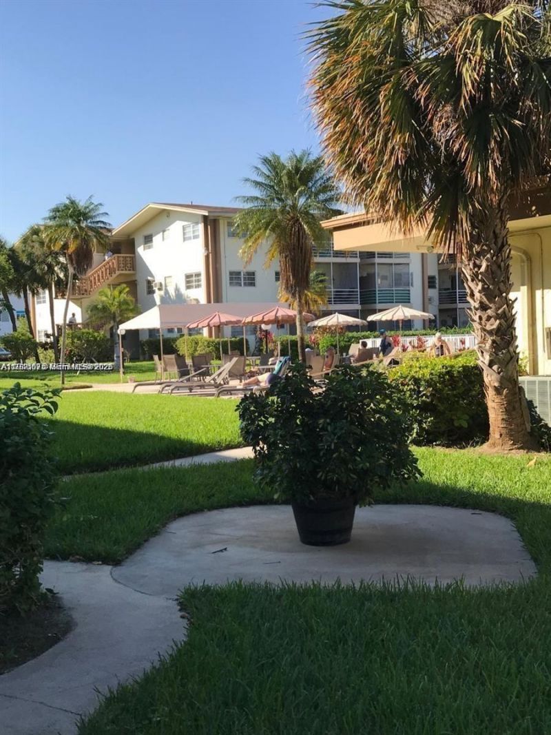 16900 NE 14th Ave , Unit 209, Miami, FL 33162 Photo