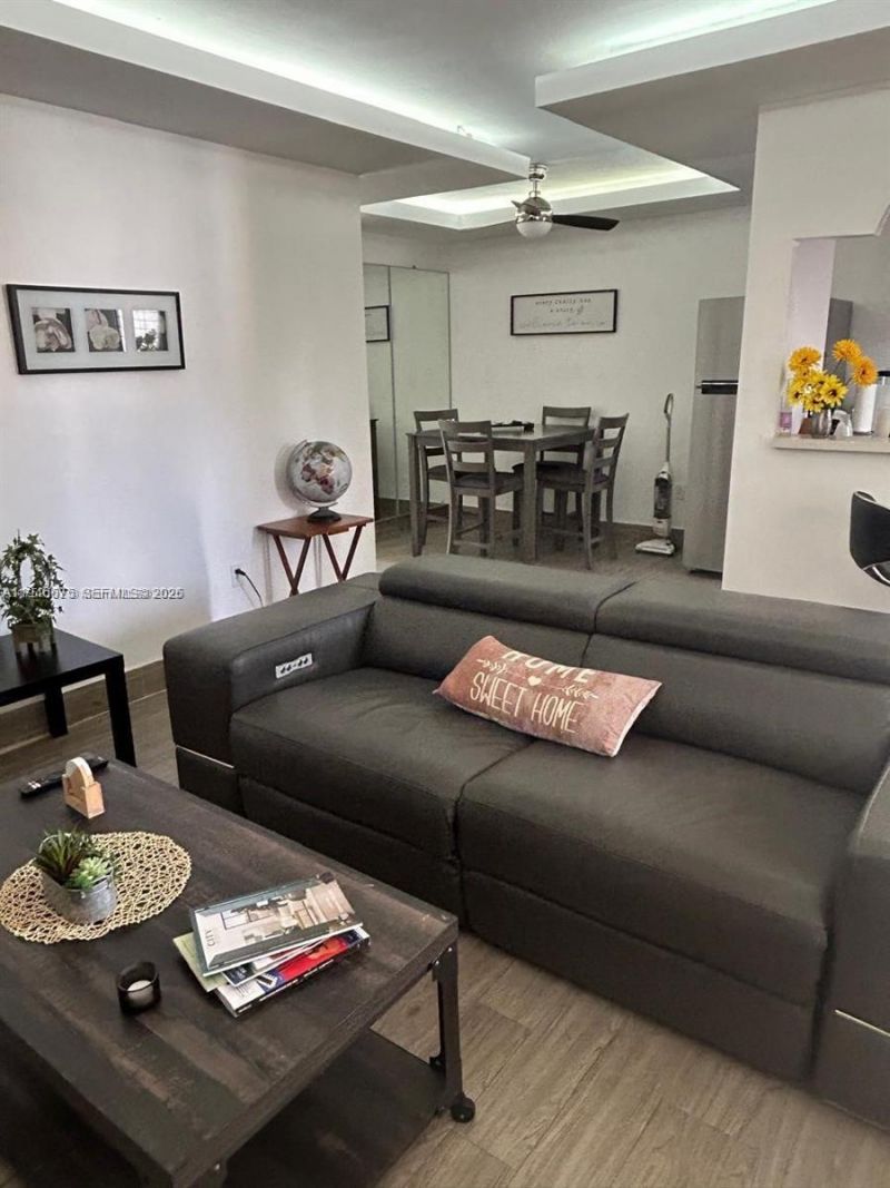 16900 NE 14th Ave, Unit 209, Miami, FL 33162 Photo