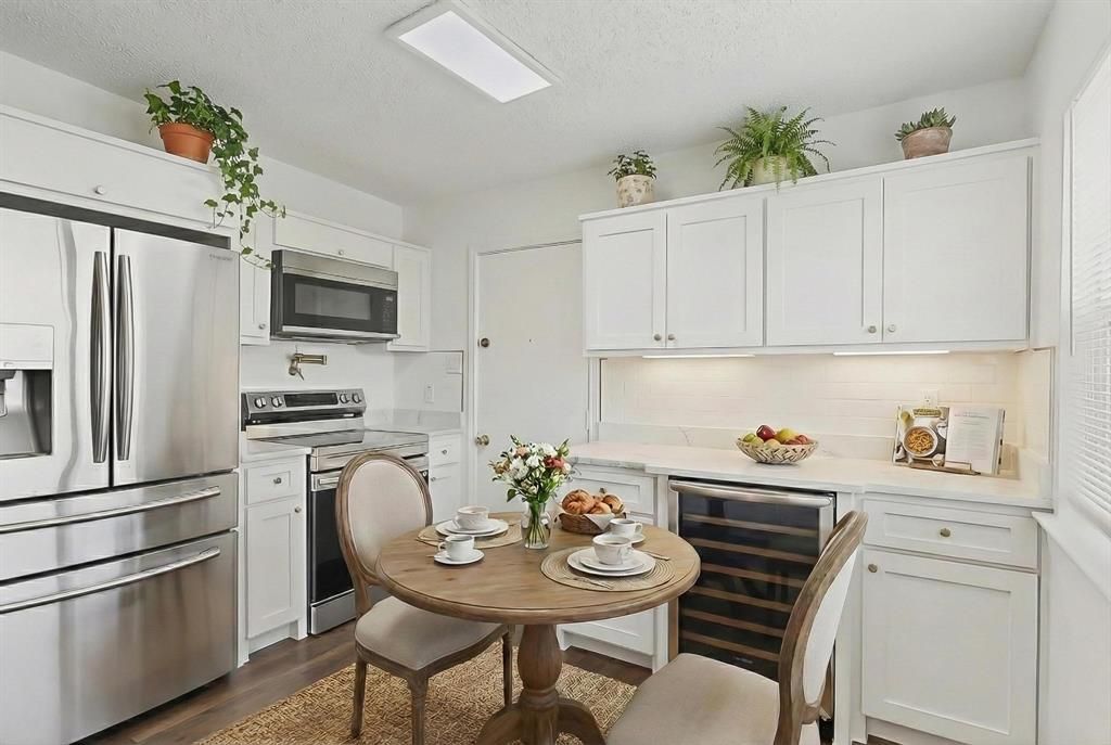 1700 Manor Garden, Greenville, TX 75401 Main Photo