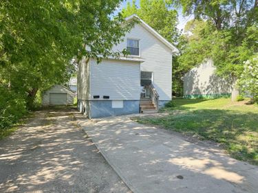 822 W Maple Avenue, Fergus Falls, MN 56537