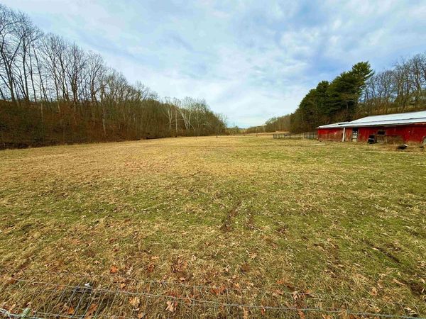 407 Beech Hollow Road, Bridgeport, WV 26330
