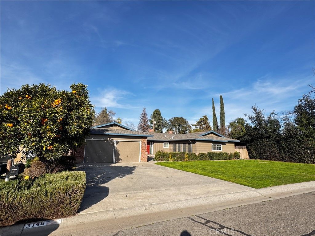 3146 W Harvard, Visalia, CA 93277 Main Photo