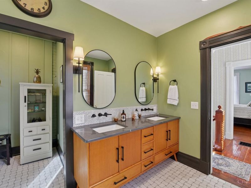 785 Greenville Avenue, Glendale, OH 45246 Photo 20