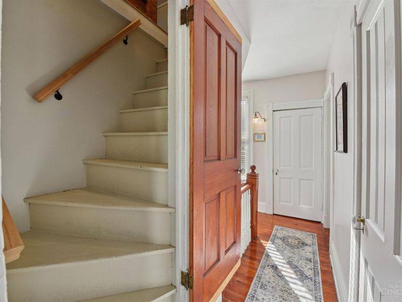 785 Greenville Avenue, Glendale, OH 45246 Photo 26