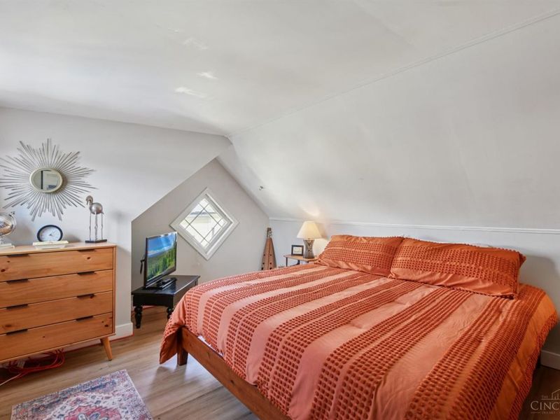 785 Greenville Avenue, Glendale, OH 45246 Photo 27