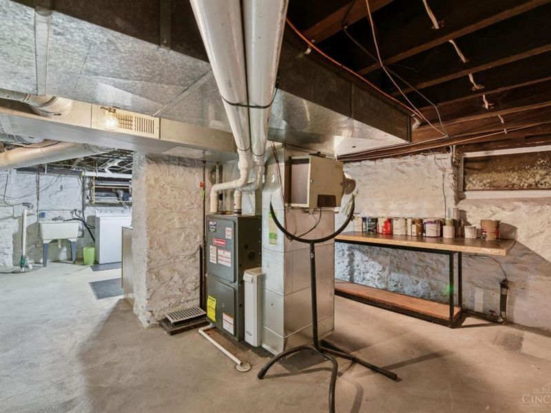 785 Greenville Avenue, Glendale, OH 45246 Photo 34