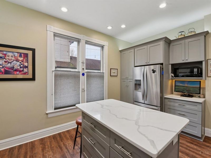 785 Greenville Avenue, Glendale, OH 45246 Photo 8