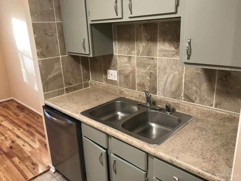 4330 Villa Drive, Unit 7, Blue Ash, OH 45242 Photo 6