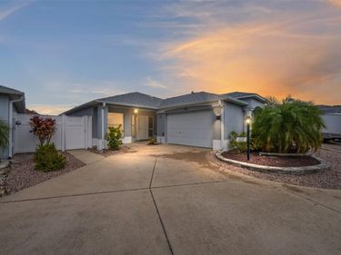 1928 PEACHTREE AVENUE, THE VILLAGES, FL 32162