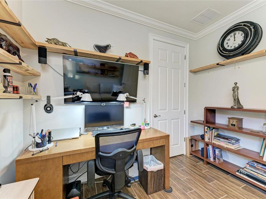 Property Image 39