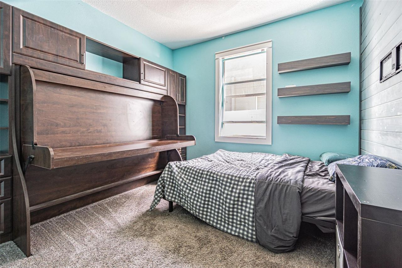 2807 Windcrest Oaks Court, Valrico, FL 33594 Photo