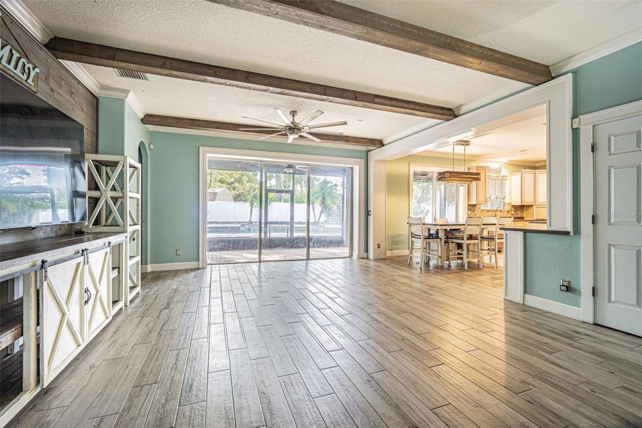 2807 Windcrest Oaks Court, Valrico, FL 33594 Photo