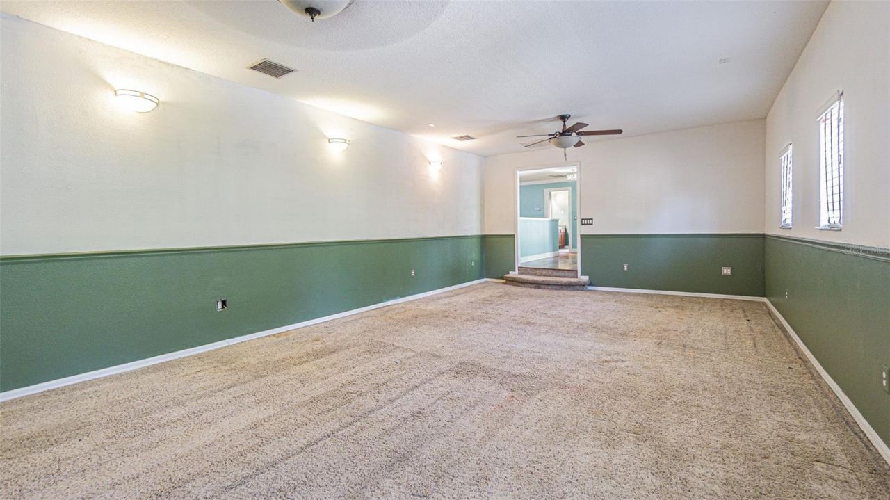 2807 Windcrest Oaks Court, Valrico, FL 33594 Photo