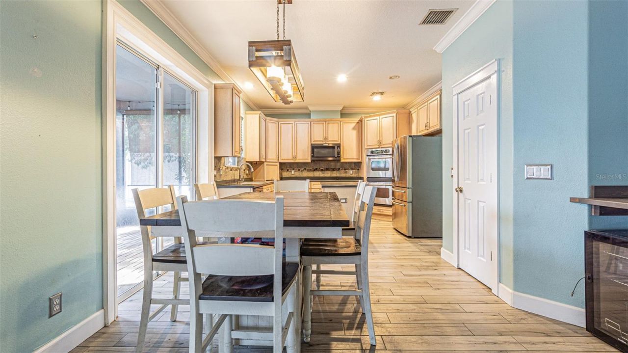 2807 Windcrest Oaks Court, Valrico, FL 33594 Photo