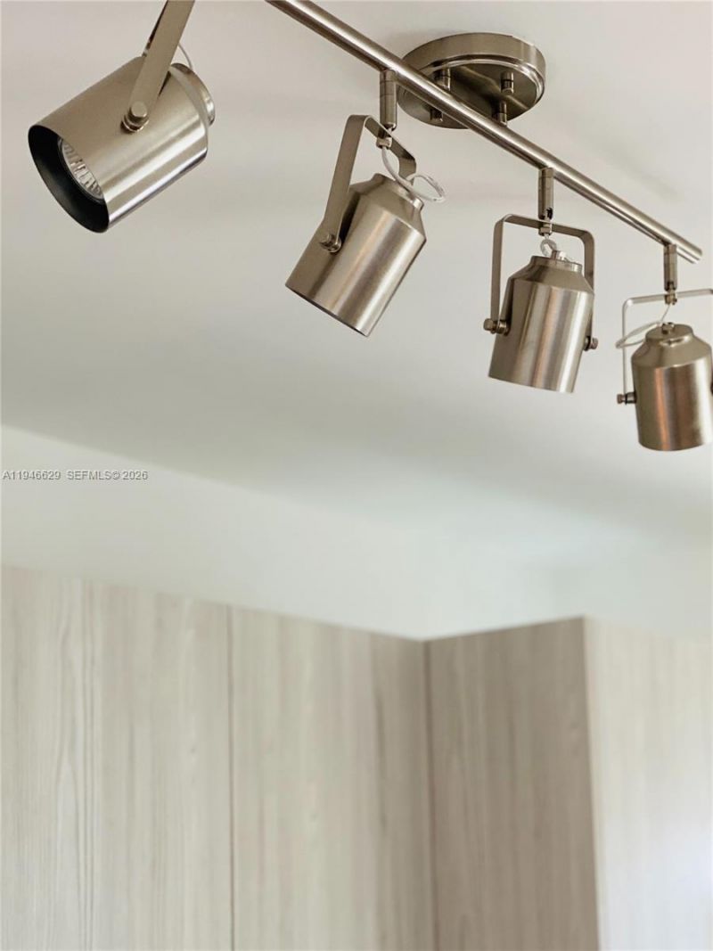 1560 NW 1st Ct, Unit 3, Miami, FL 33136 Photo