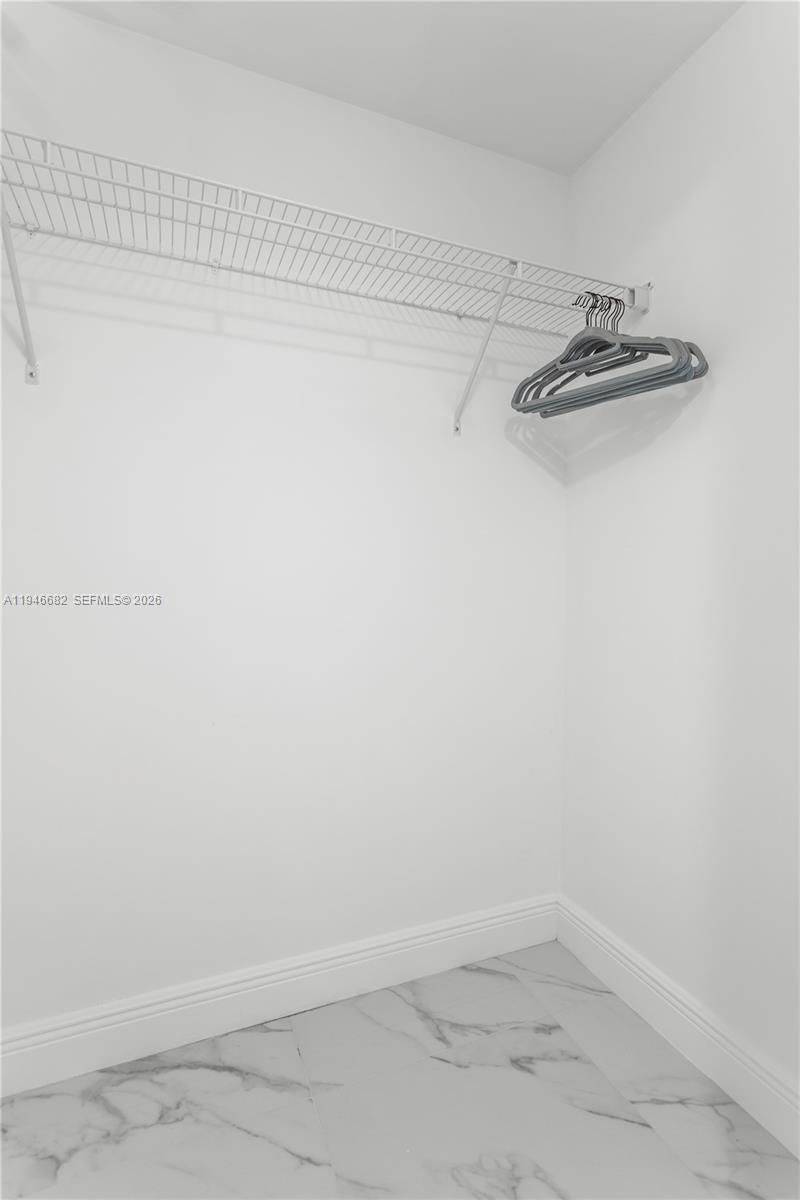 465 Brickell Ave, Unit 5505, Miami, FL 33131 Photo