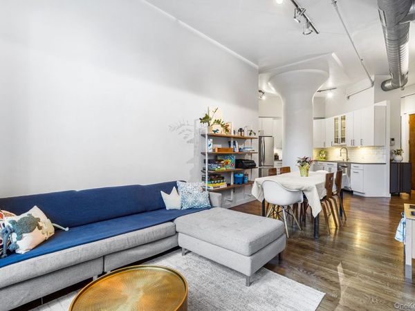 176 Johnson Street, Unit 3C, Brooklyn, NY 11201