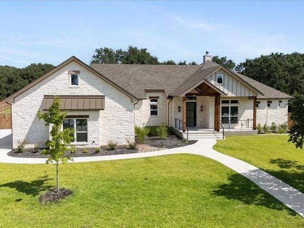 8439 Spring Creek Loop, Salado, TX 76571