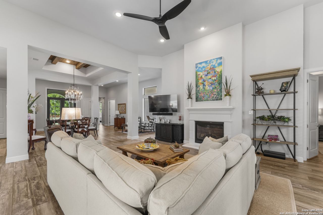 526 Talmadge, Shavano Park, TX 78249 Main Photo