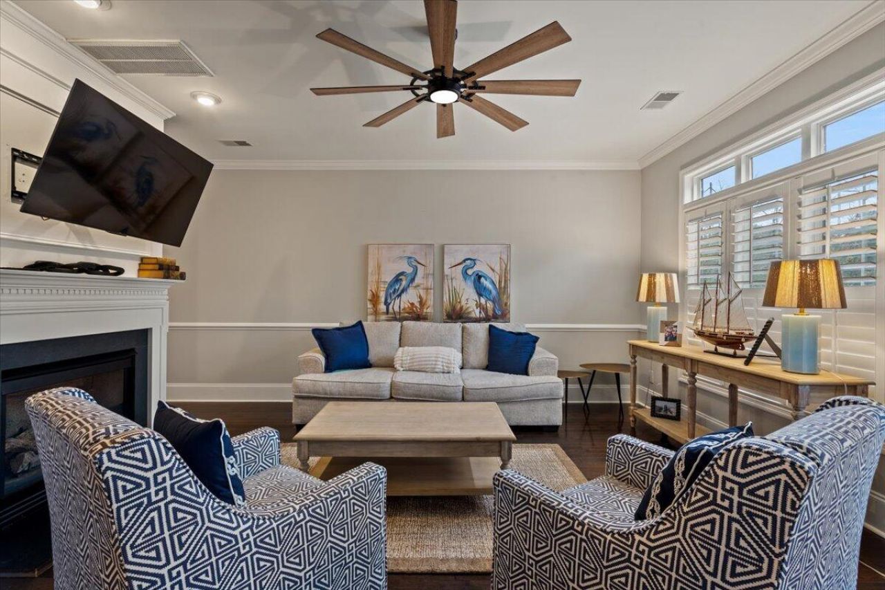 2274 Sandy Point Lane Photo 11