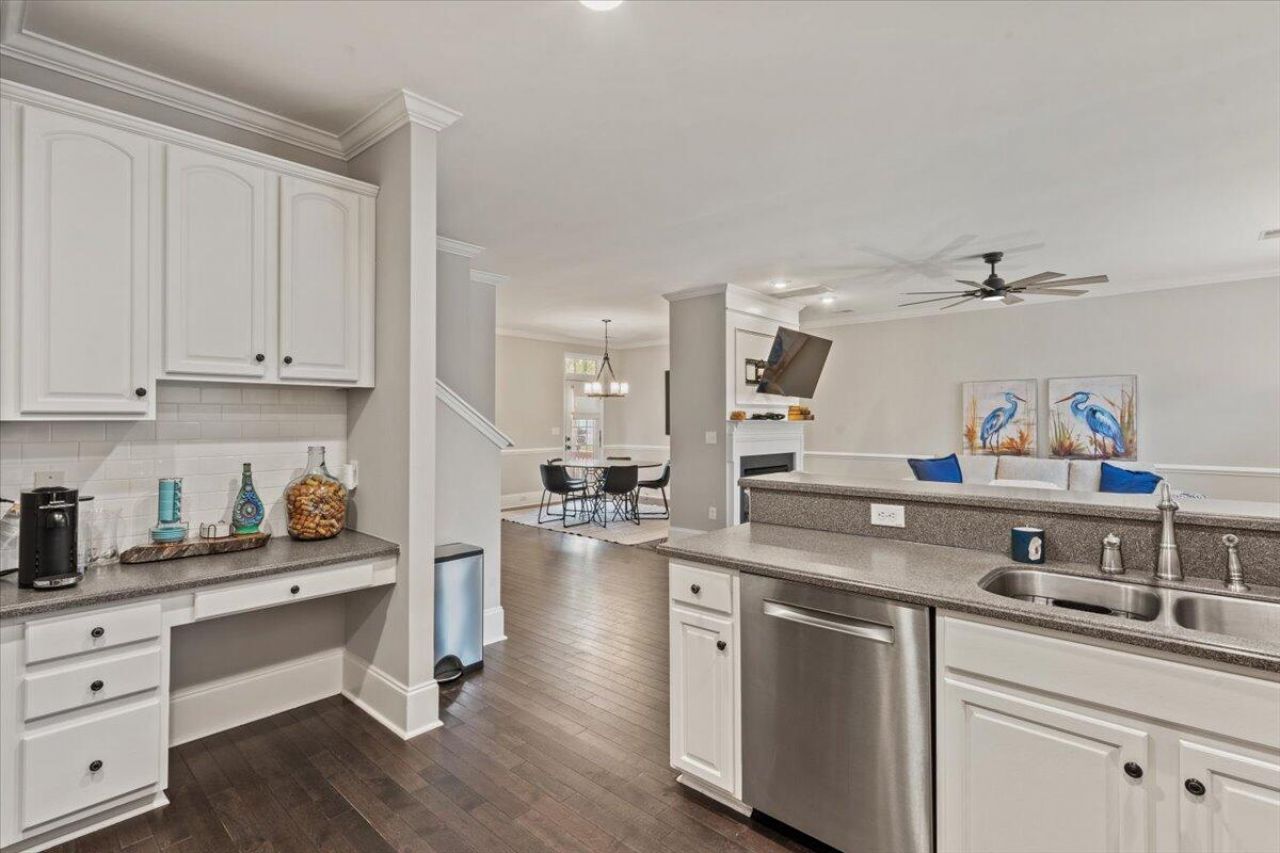 2274 Sandy Point Lane Photo 18