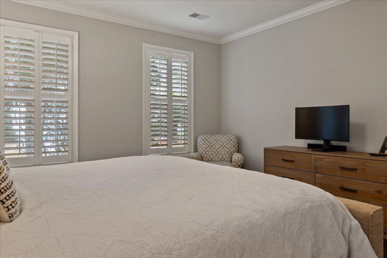 2274 Sandy Point Lane Photo 20