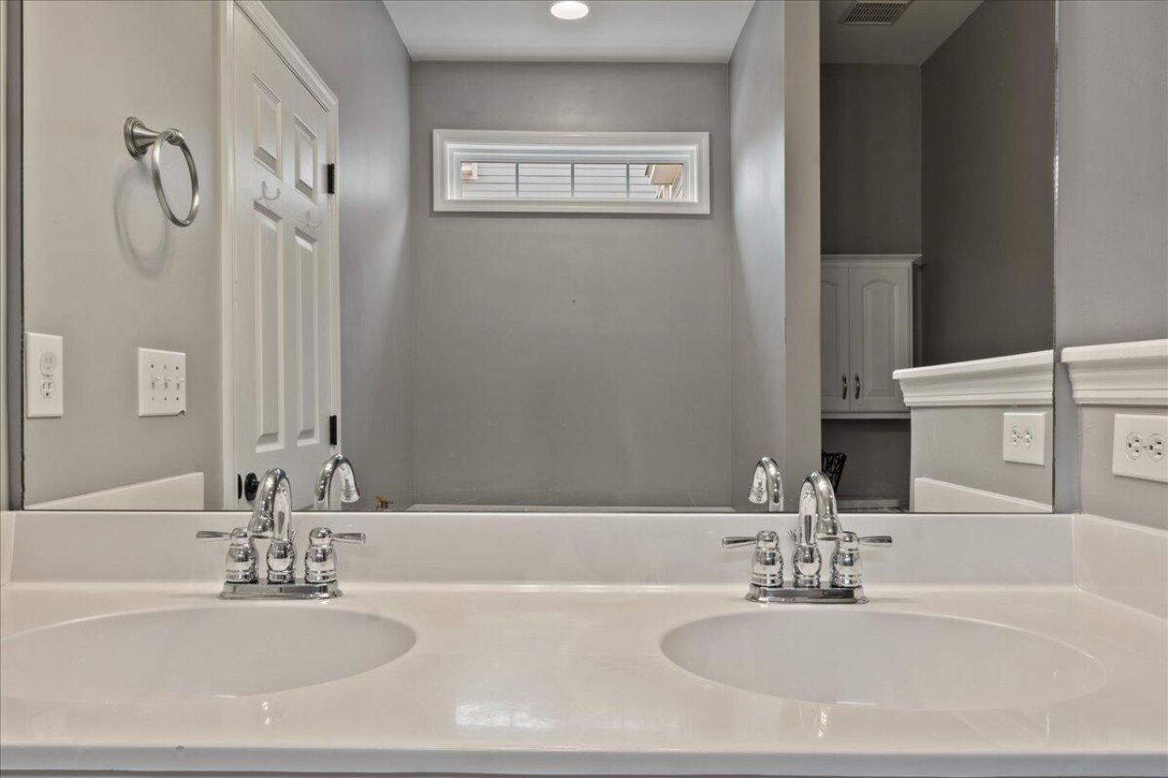 2274 Sandy Point Lane Photo 23