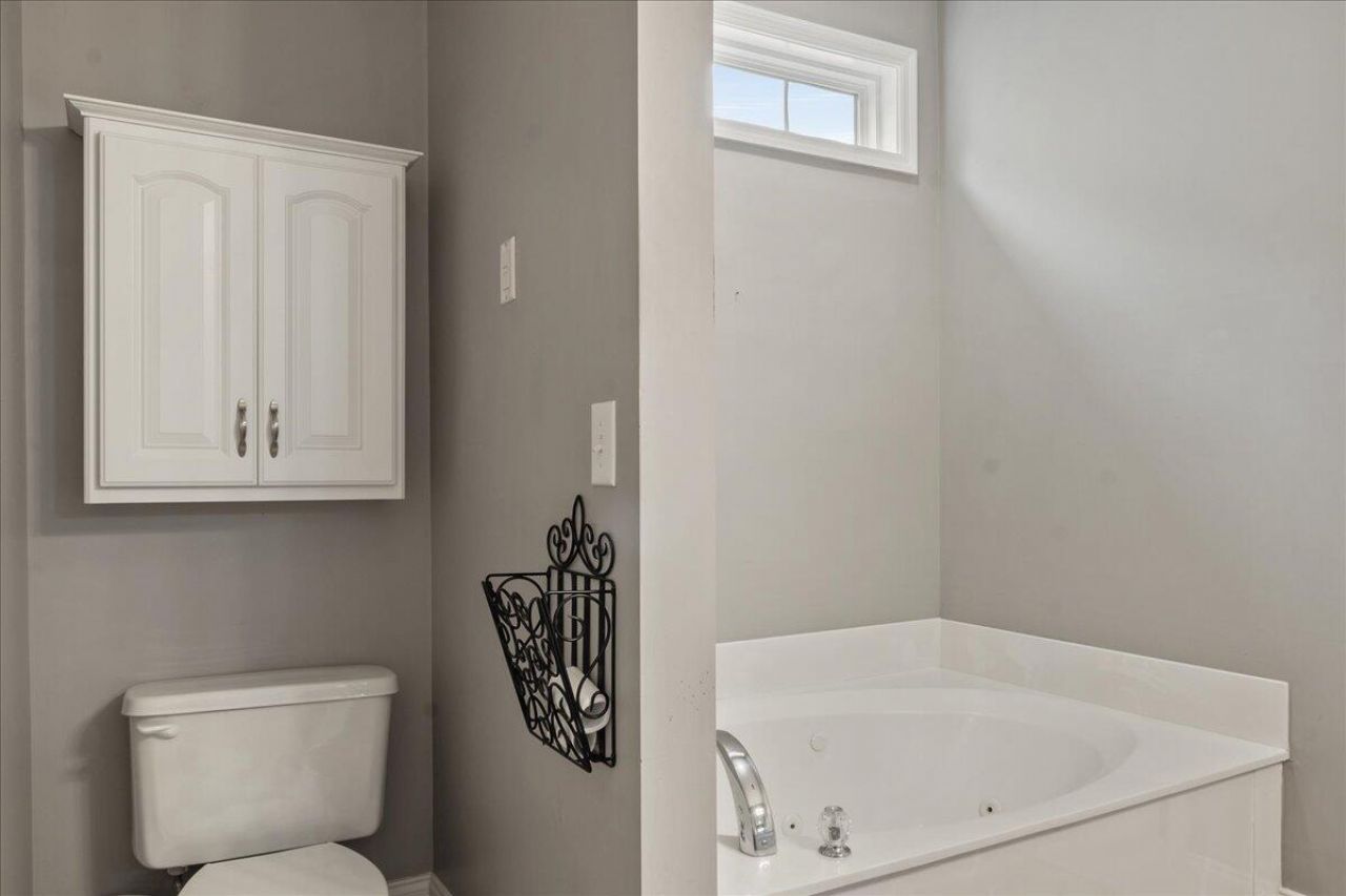 2274 Sandy Point Lane Photo 24