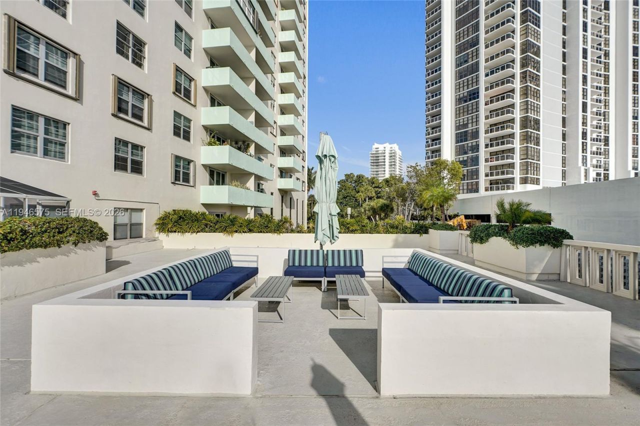 5 Island Ave, Unit 6A, Miami Beach, FL 33139 Photo
