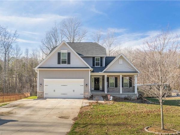 1728 Valley Brook Court, Clemmons, NC 27012