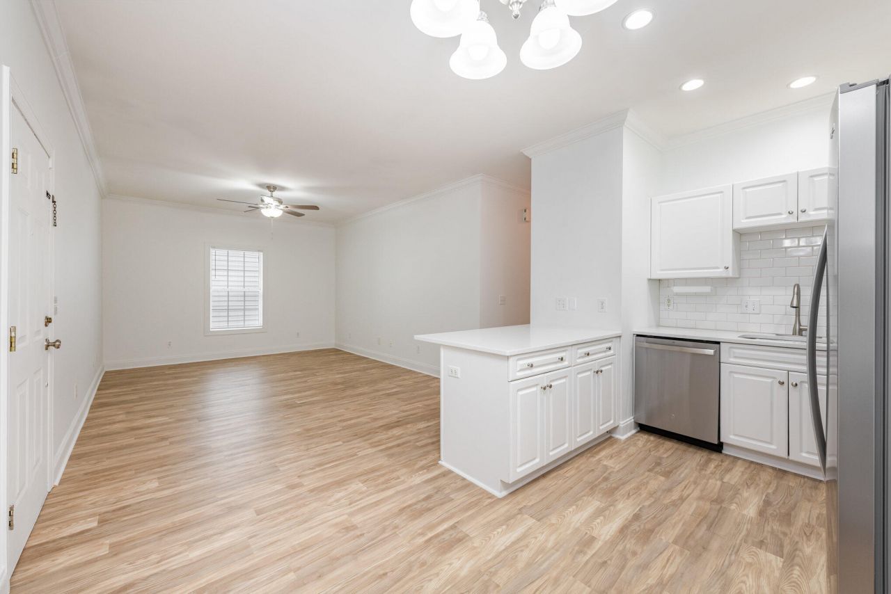 4003 Radcliffe Place Drive Photo 9