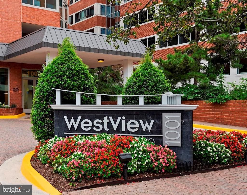 1001 N Vermont Street, Unit 506, Arlington, VA 22201 Main Photo