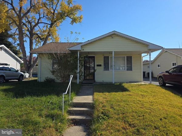 17 PROPELLER DRIVE, BALTIMORE, MD 21220