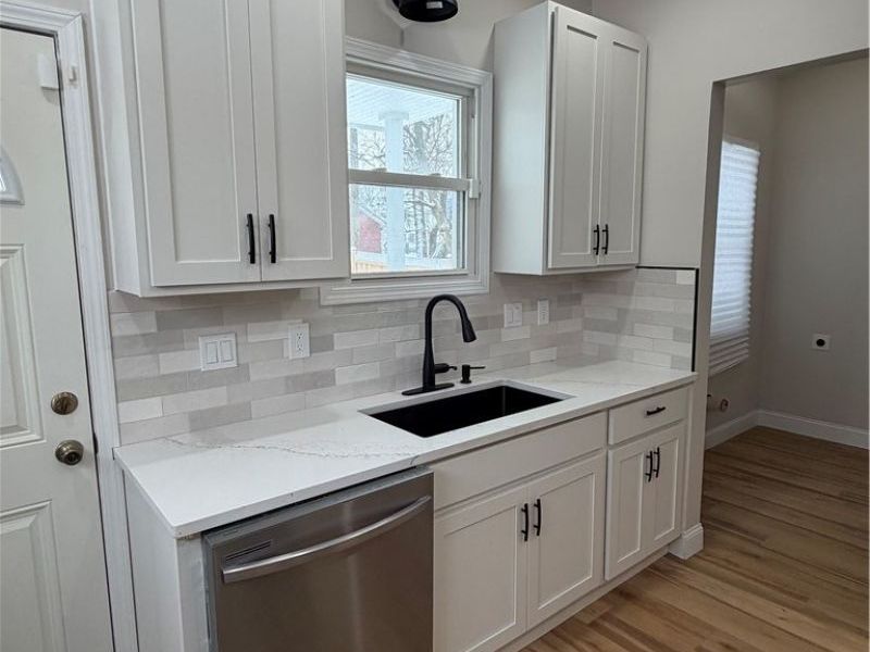 1381 E 110 Street, Cleveland, OH 44106 Photo 13