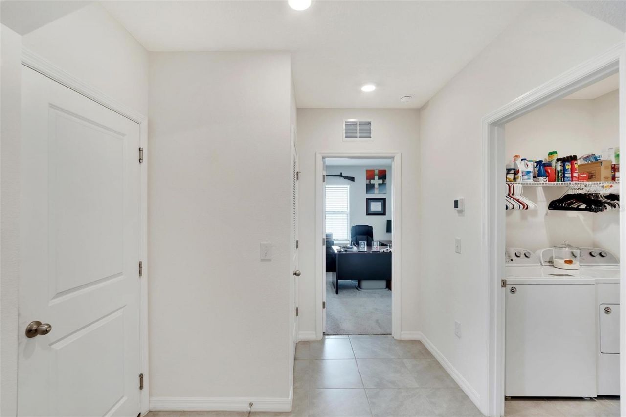 2443 Mizner Bay Avenue, Bradenton, FL 34208 Photo