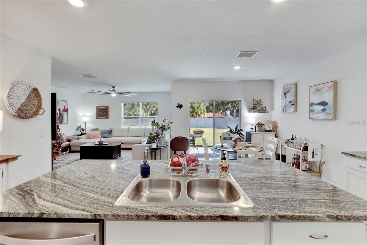 2443 Mizner Bay Avenue, Bradenton, FL 34208 Photo