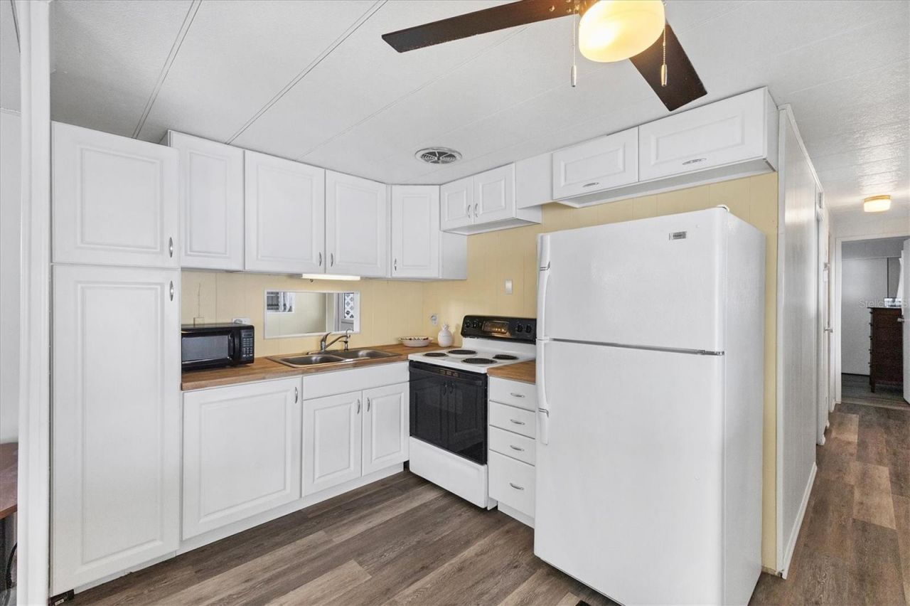 4114 10th Street Court E, Ellenton, FL 34222 Photo