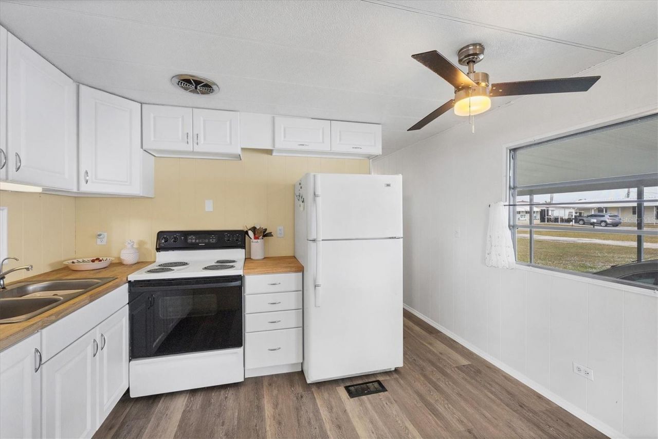 4114 10th Street Court E, Ellenton, FL 34222 Photo