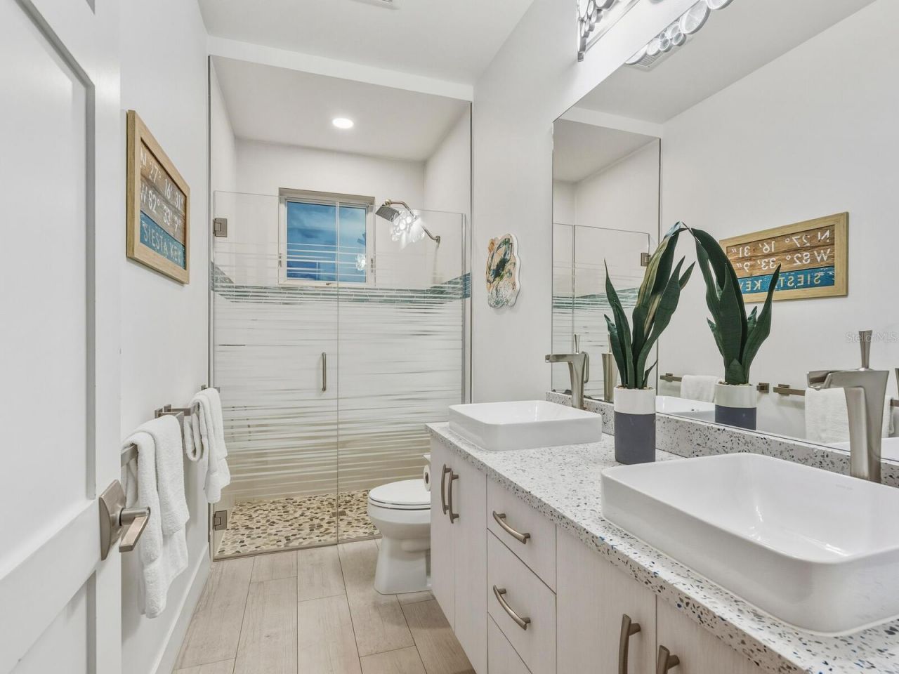 1140 Seaside Drive, Unit 301 & Pent, Siesta Key, FL 34242 Photo