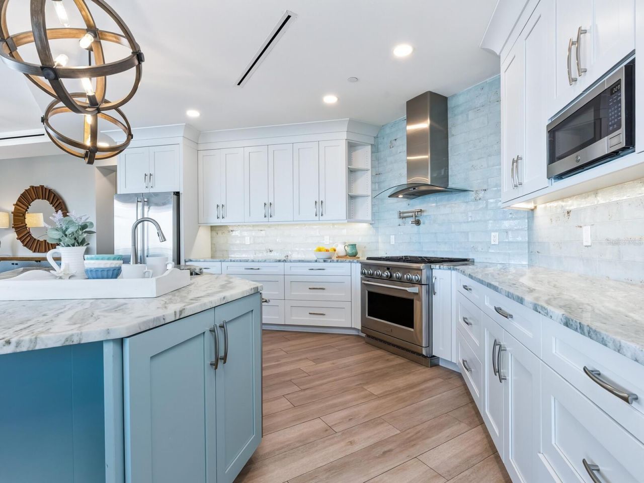 1140 Seaside Drive, Unit 301 & Pent, Siesta Key, FL 34242 Photo