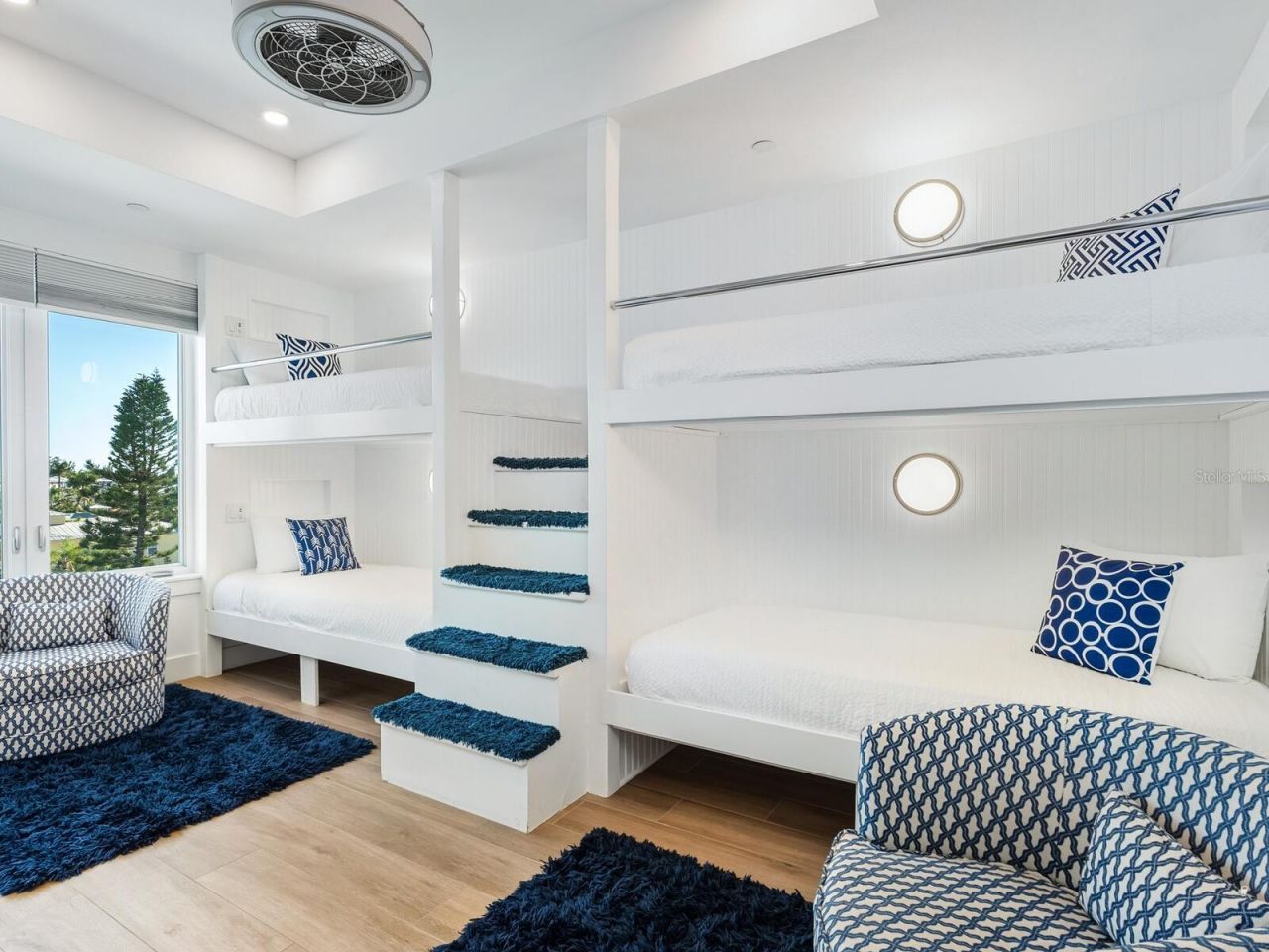 1140 Seaside Drive, Unit 301 & Pent, Siesta Key, FL 34242 Photo