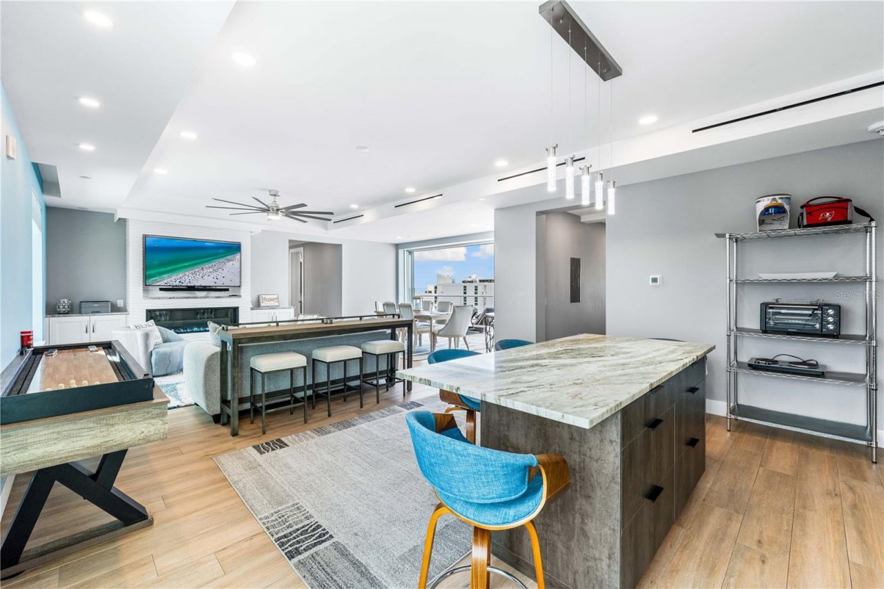 1140 Seaside Drive, Unit 301 & Pent, Siesta Key, FL 34242 Photo