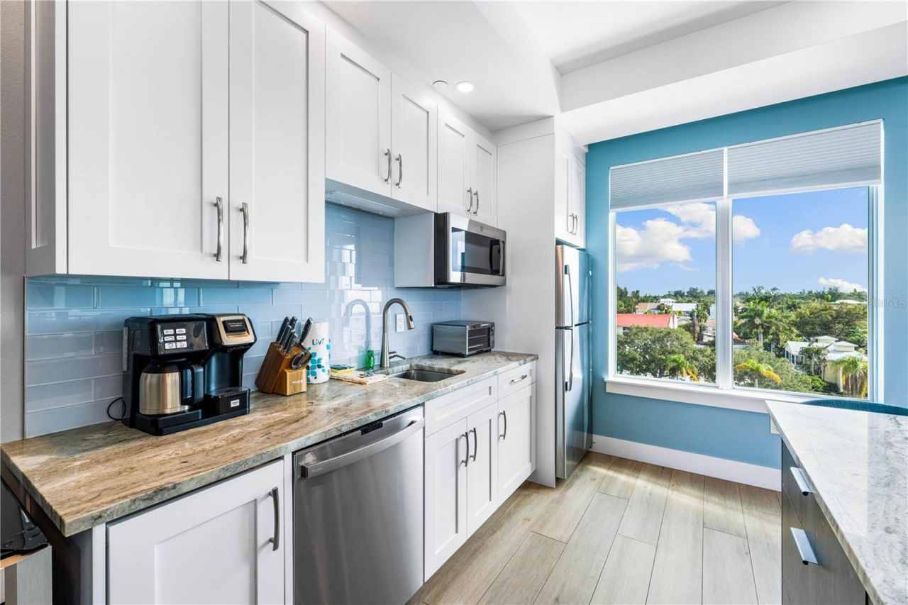 1140 Seaside Drive, Unit 301 & Pent, Siesta Key, FL 34242 Photo