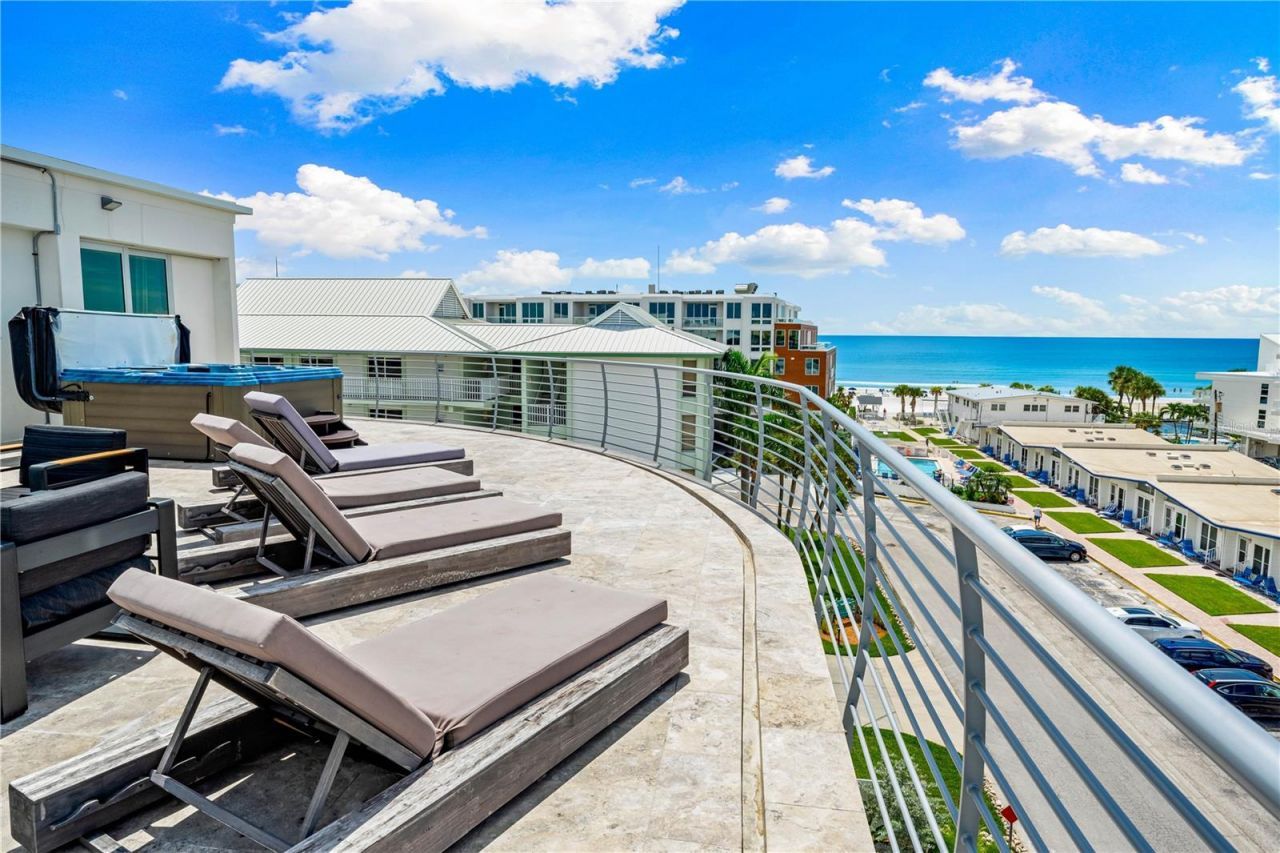1140 Seaside Drive, Unit 301 & Pent, Siesta Key, FL 34242 Photo