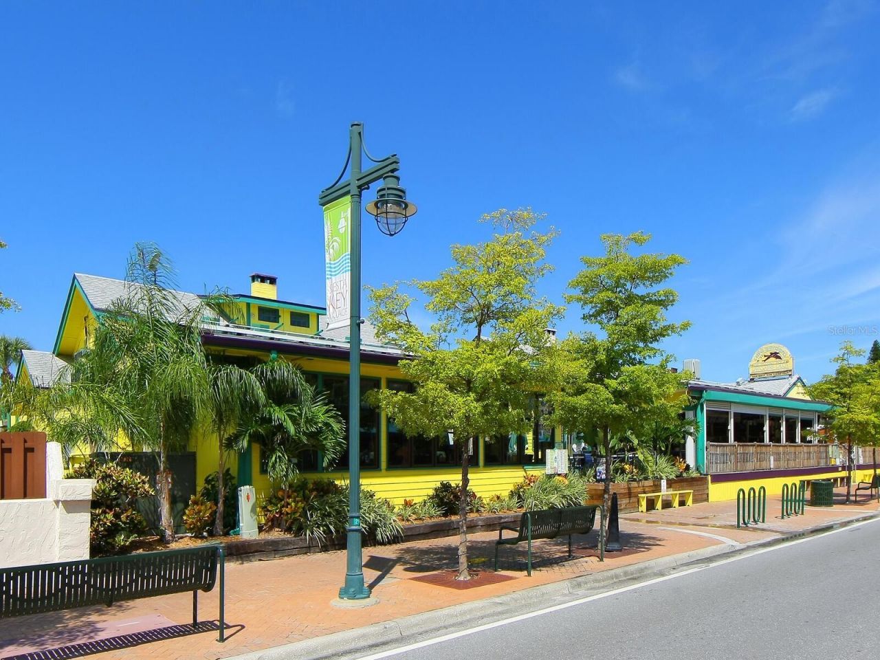 1140 Seaside Drive, Unit 301 & Pent, Siesta Key, FL 34242 Photo